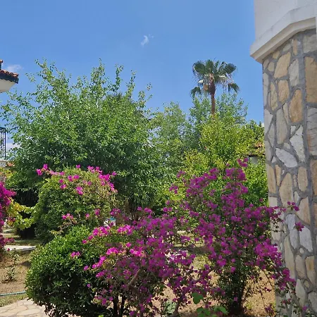 Apartmanhotel Club Mel 2*