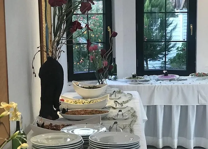 Club Mel ホテル 3*